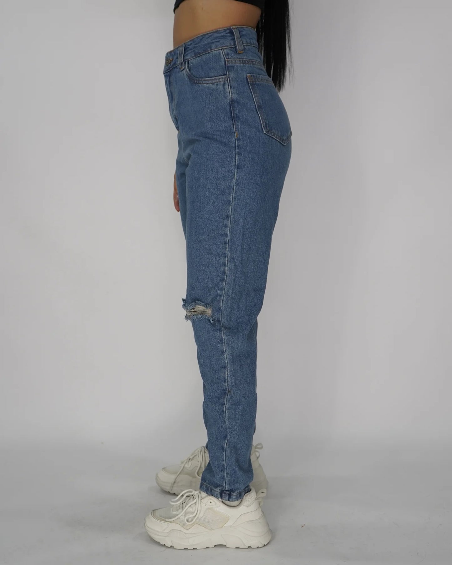Mom Jeans Medio Roto