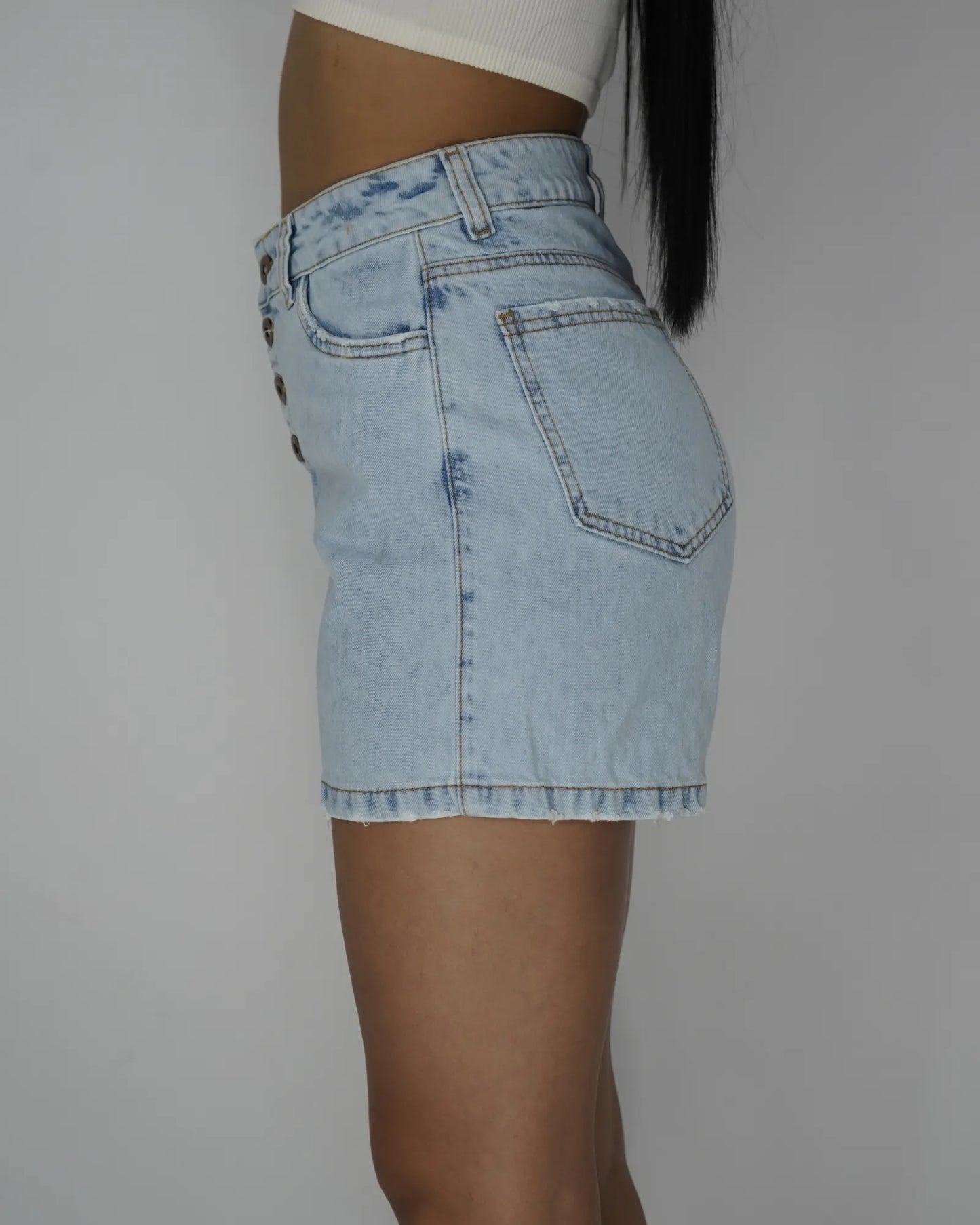 Short Botones Claro