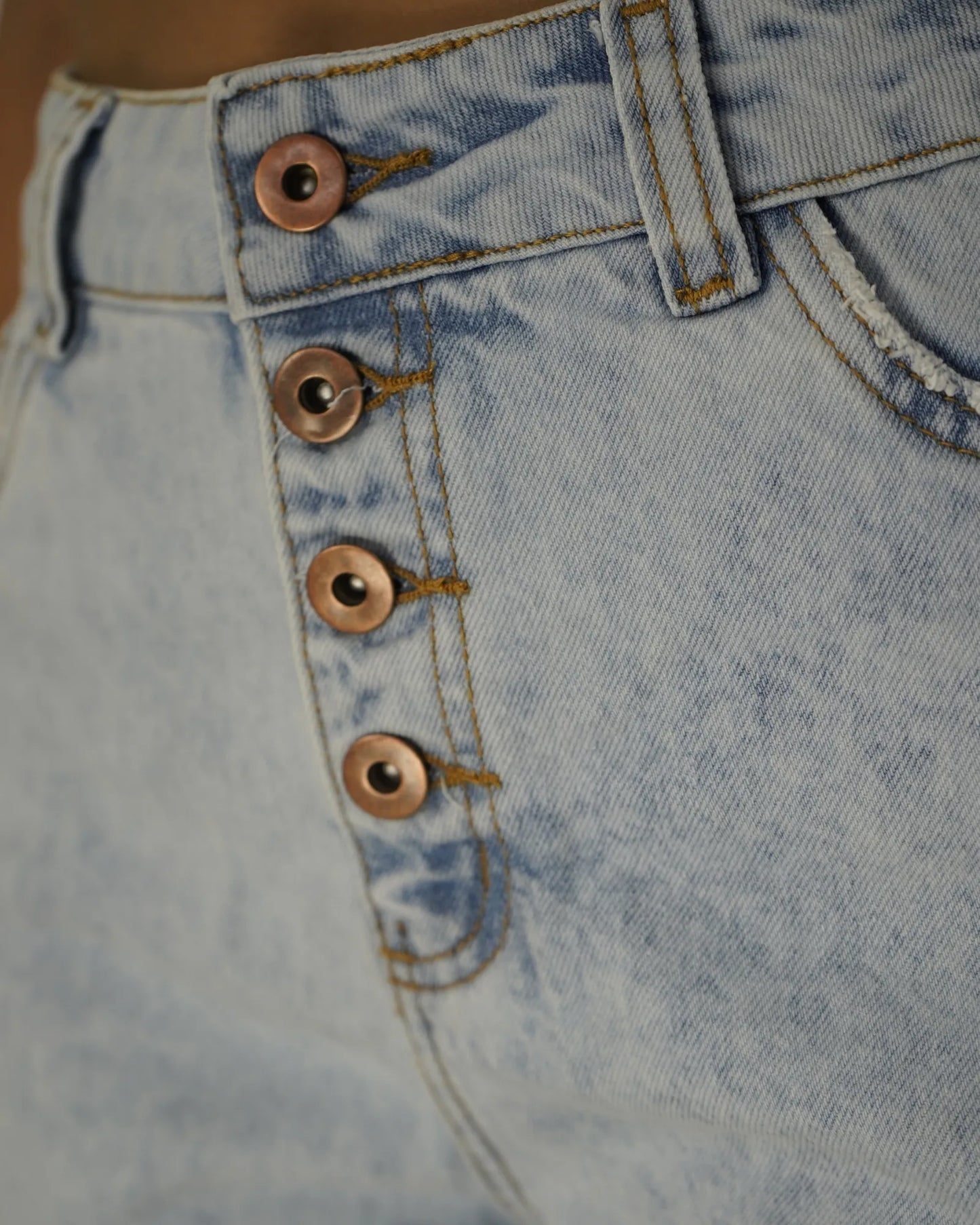 Short Botones Claro