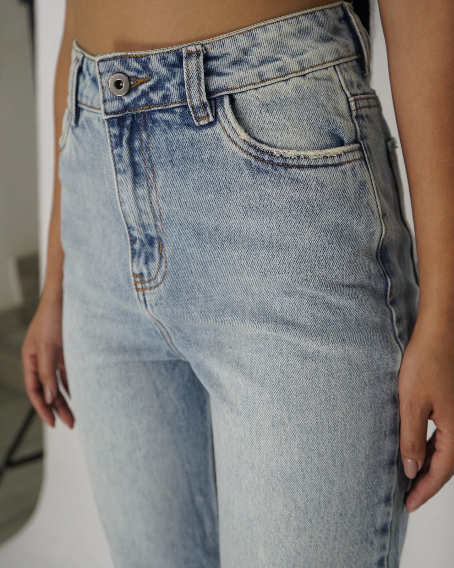Mom Jeans Dirty