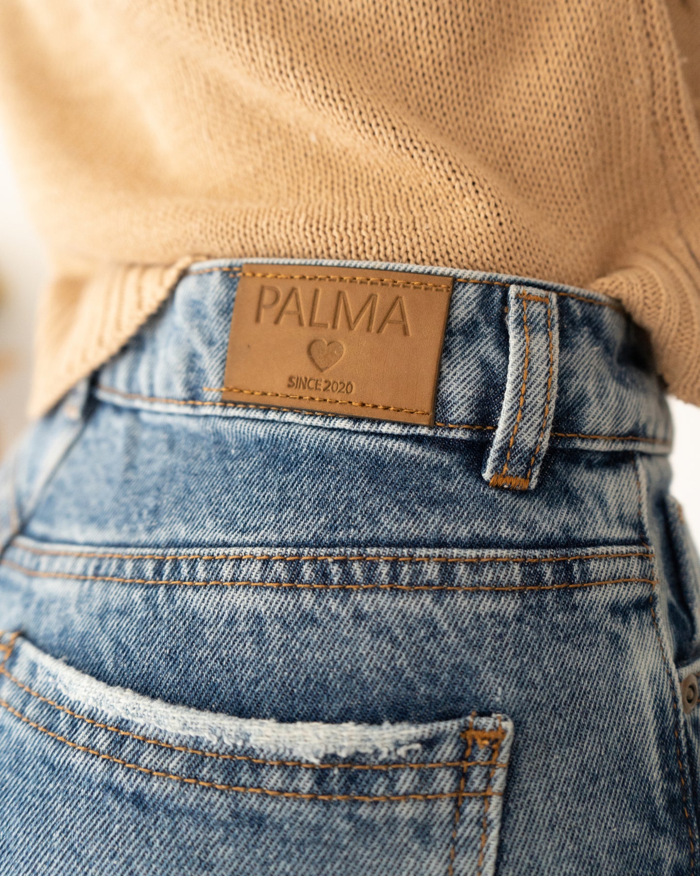 Mom Jeans Medio Básico