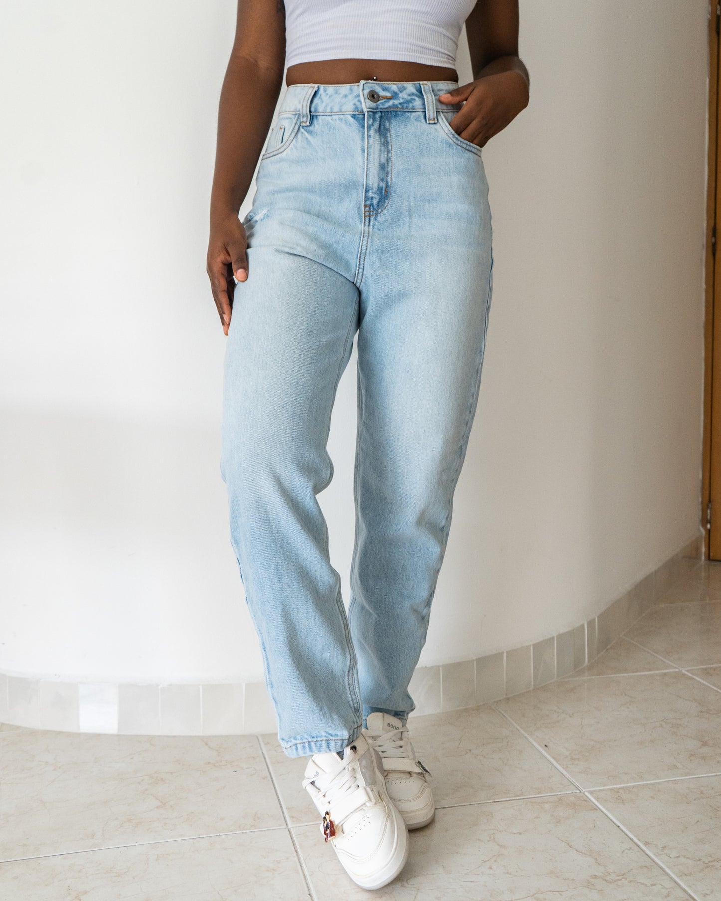 Mom Jeans Claro Destroyed