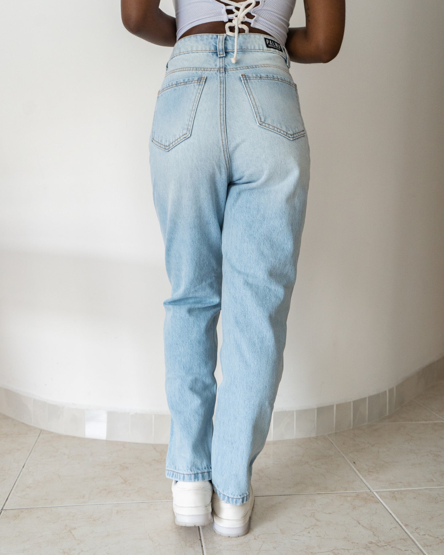 Mom Jeans Claro Destroyed