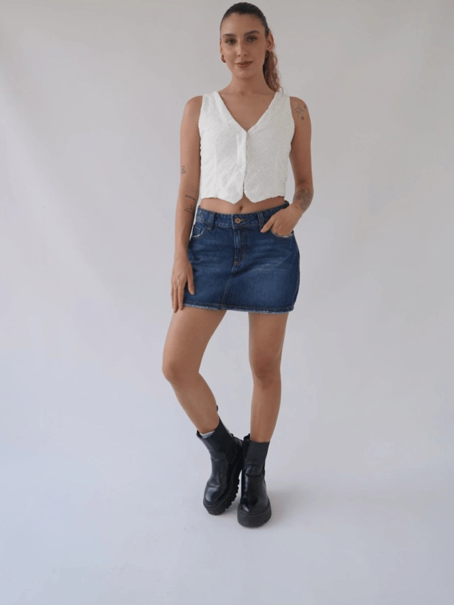 Mini falda oscura